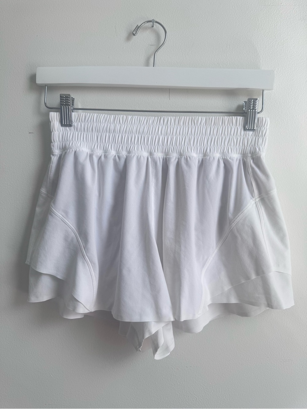 Lululemon Shake It Out High-Rise Running Short 2.5”